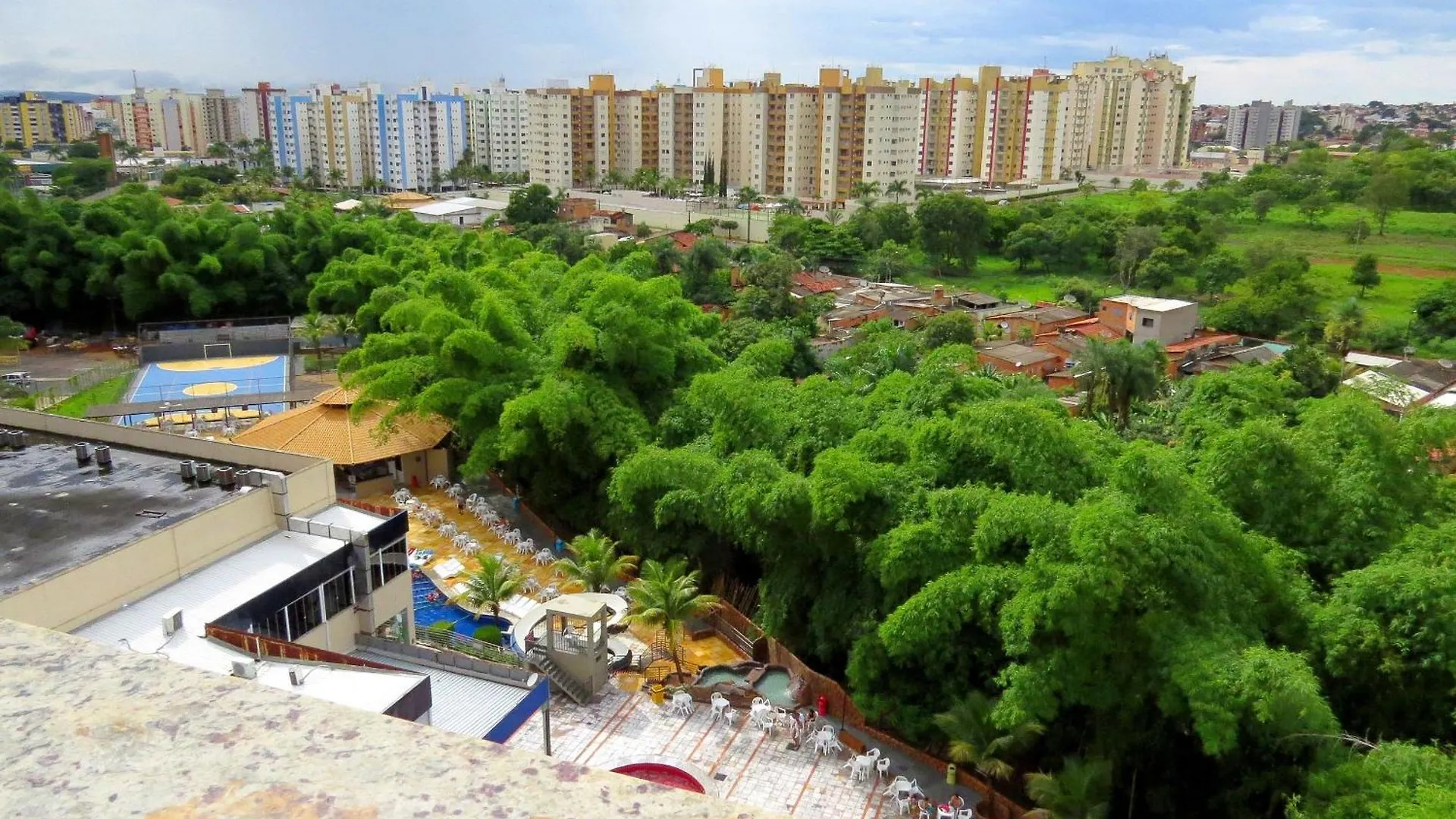 Golden Dolphin Grand Hotel - Apartamento Para Temporada Caldas Novas
